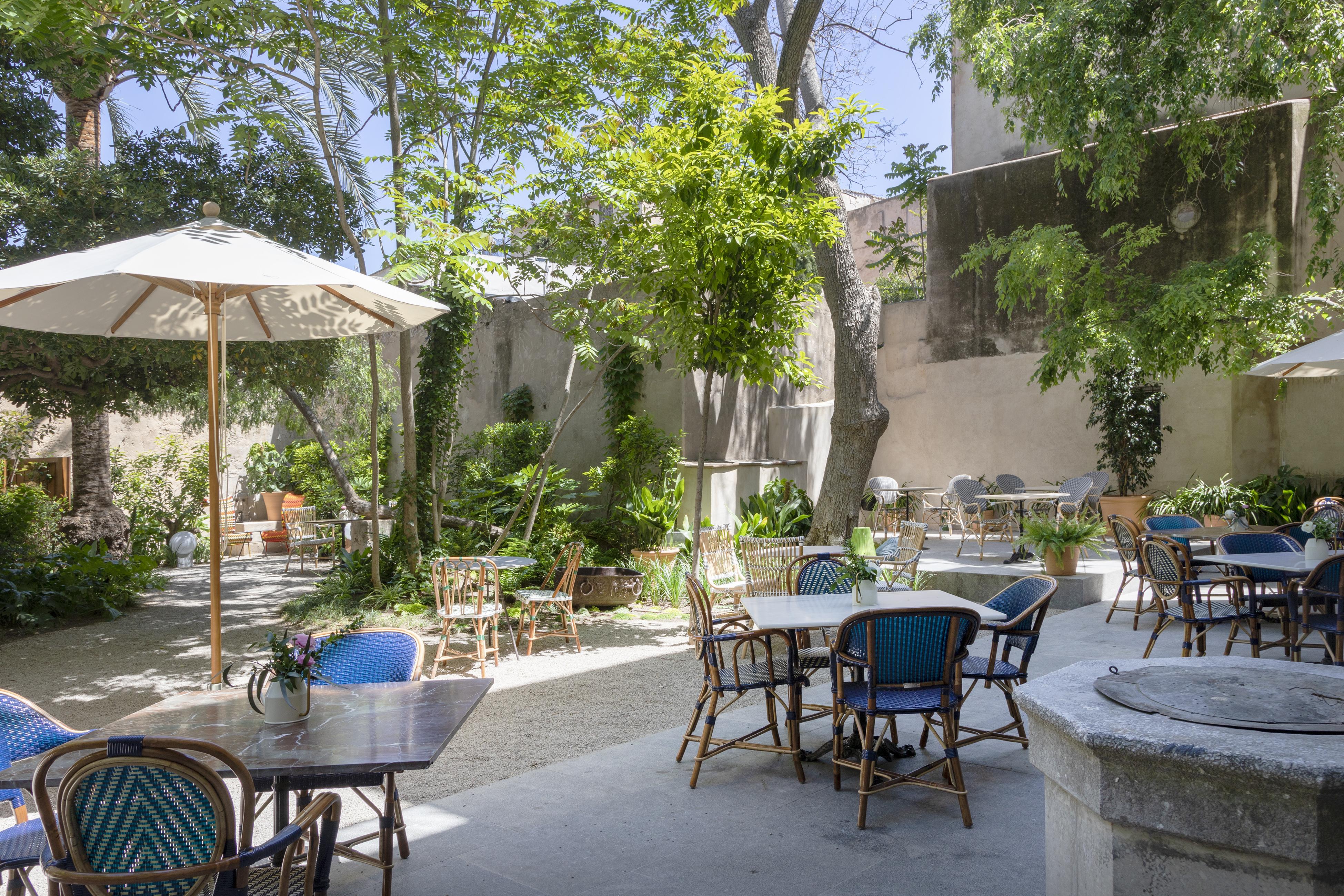 Can Bordoy Grand House Hotel Gl Preferred Hotel Palma de Maiorca Exterior foto The garden of the hotel